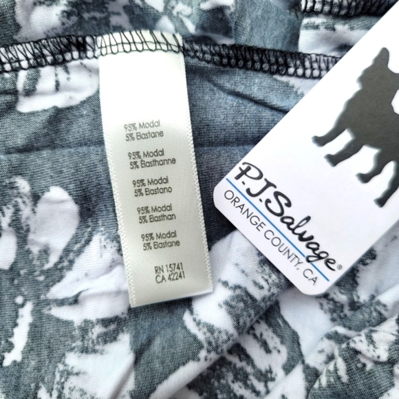 PJ Salvage ✦ Royal Romance Camisole ✦ Floral Lace V-Neck Adjustable Straps S NWT - Picture 8 of 13